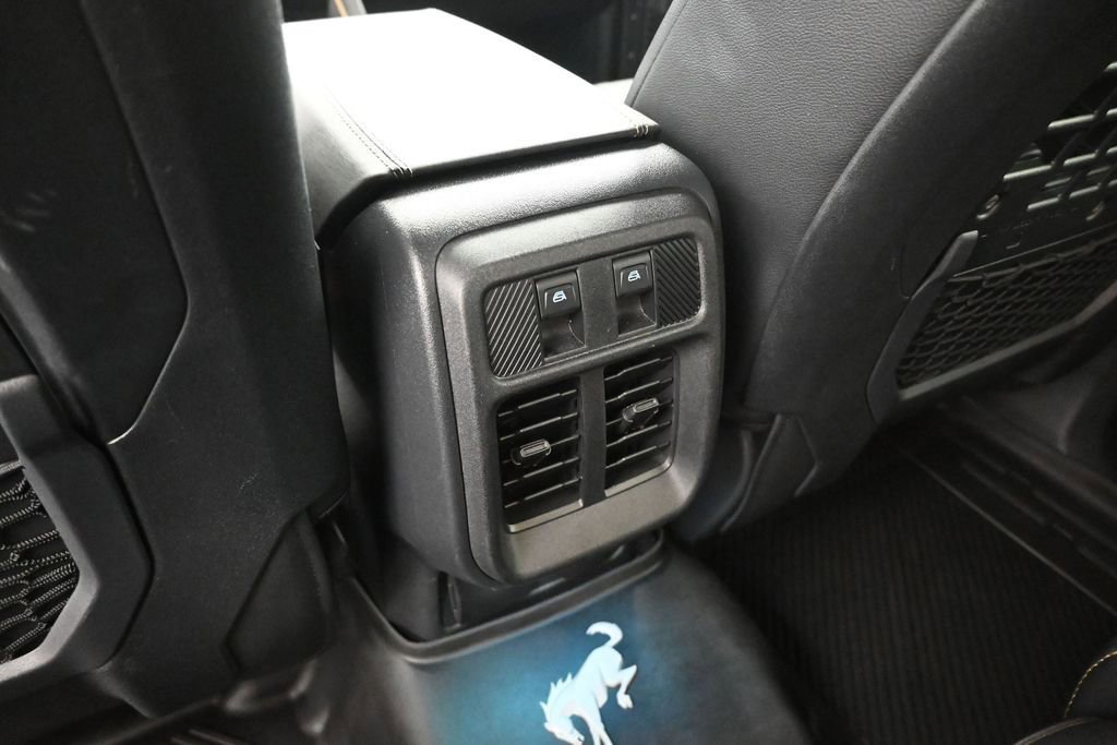Used 2025 Ford Bronco Badlands AWD/4WD image 18