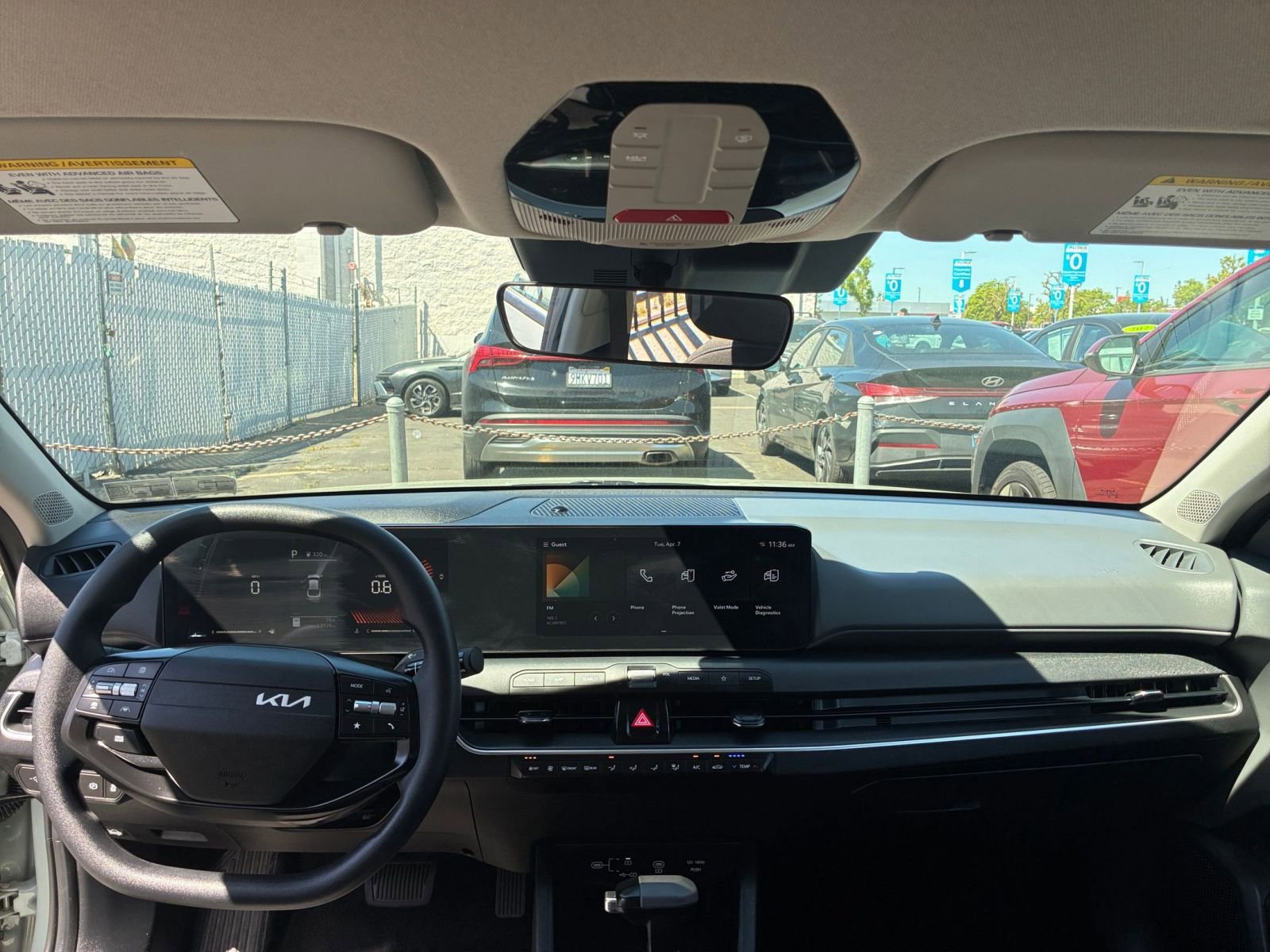 Used 2025 Kia K4 LXS image 32