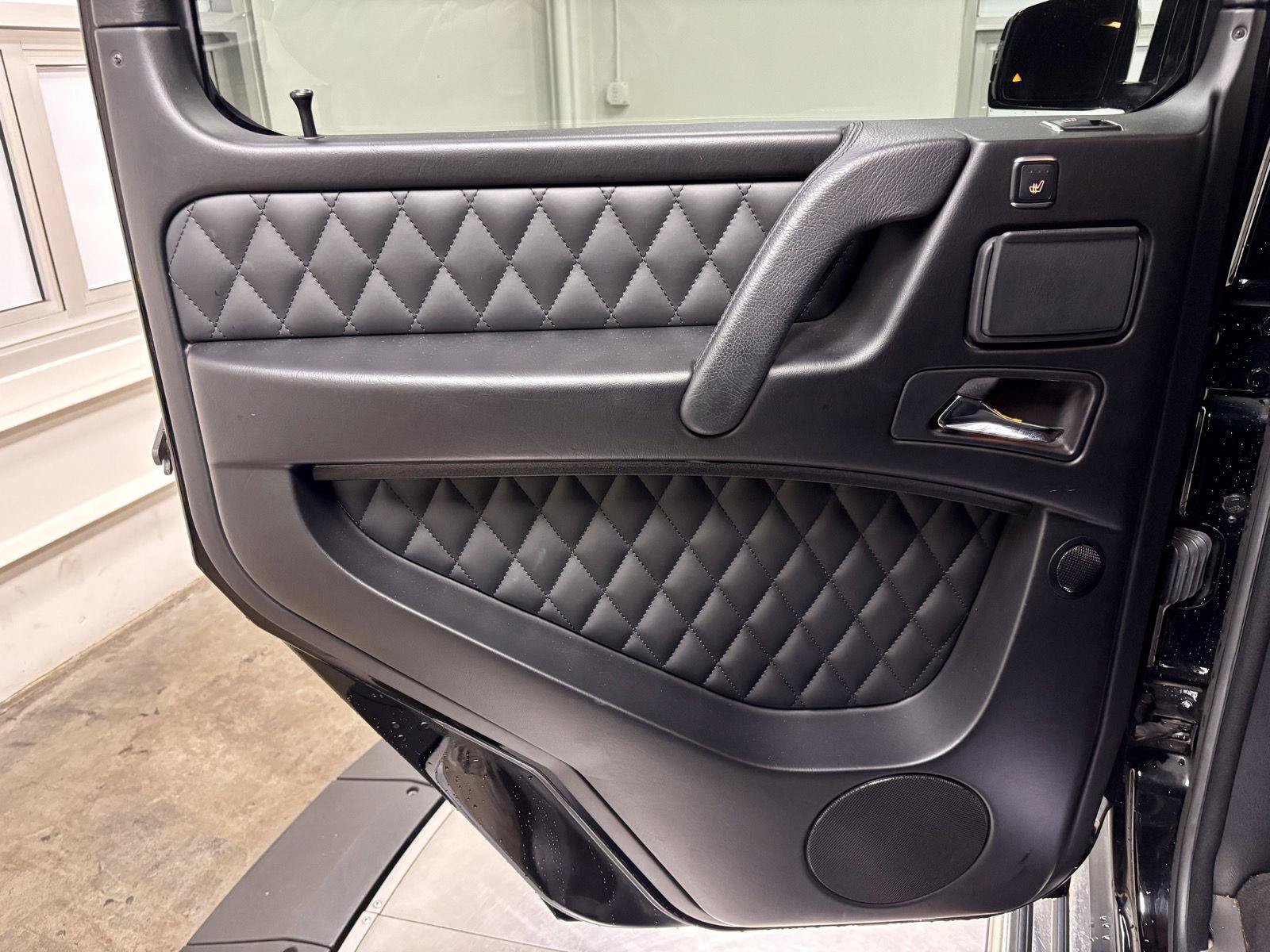 Used 2015 Mercedes-Benz G 63 AMG 4MATIC image 22