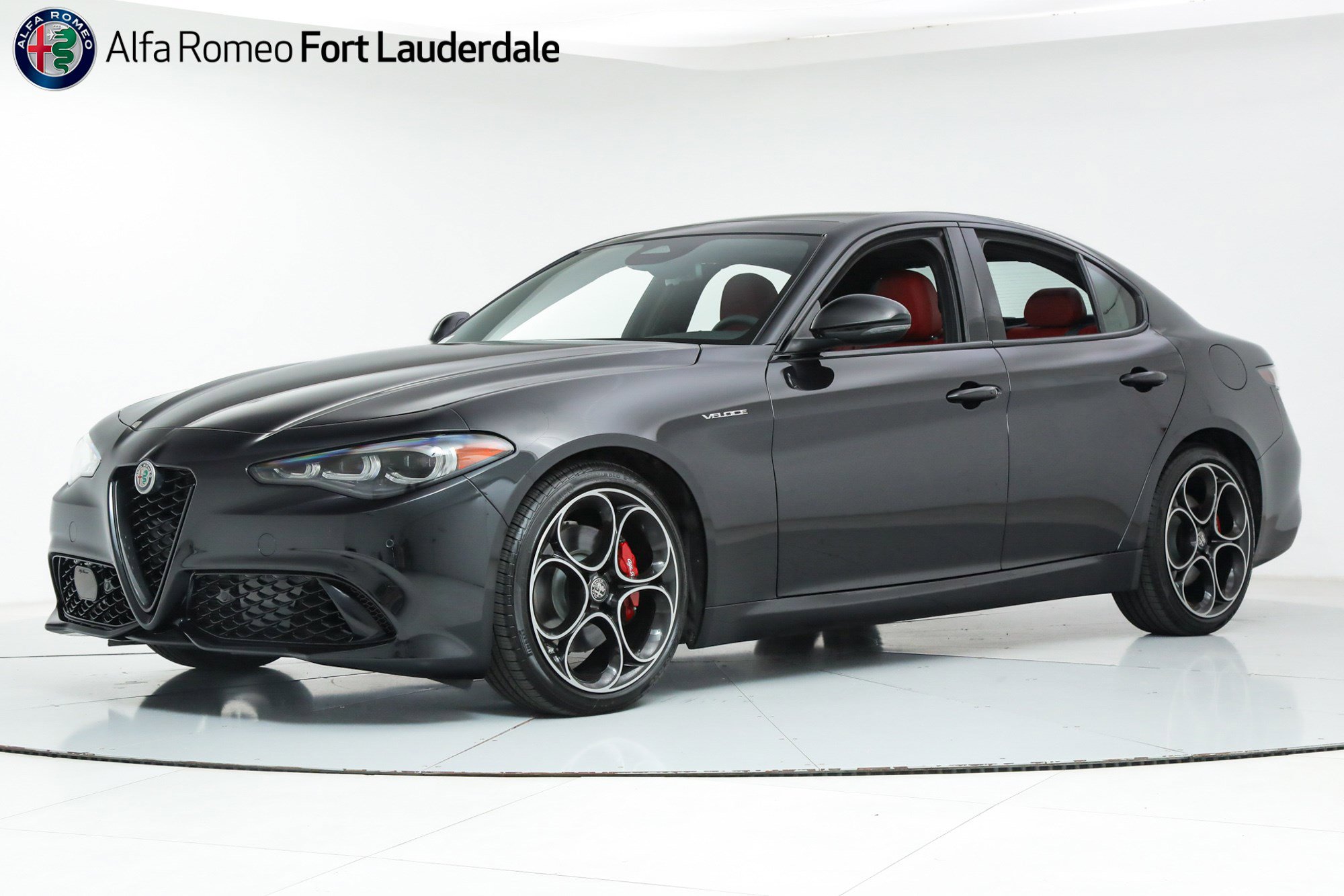 New 2025 Alfa Romeo Giulia w/ Veloce Package Rwd