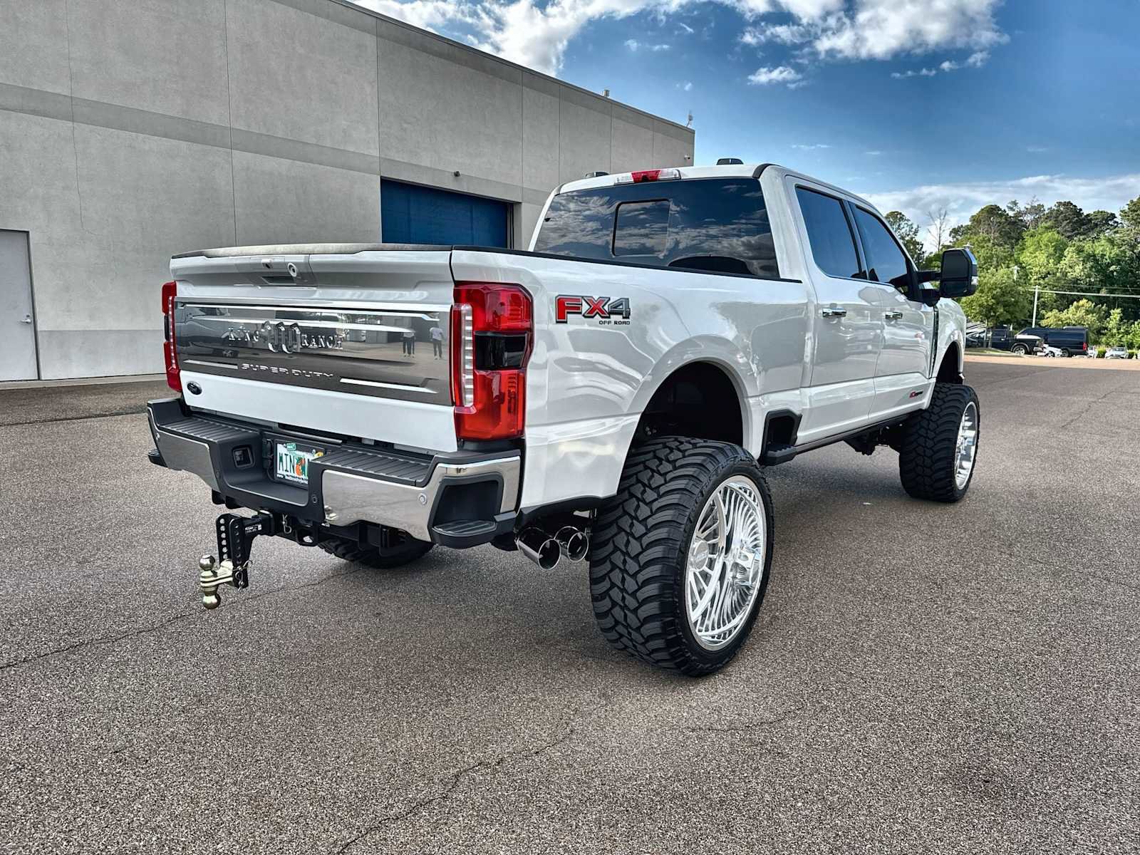 Used 2025 Ford F350 King Ranch w/ Chrome Package AWD/4WD image 8