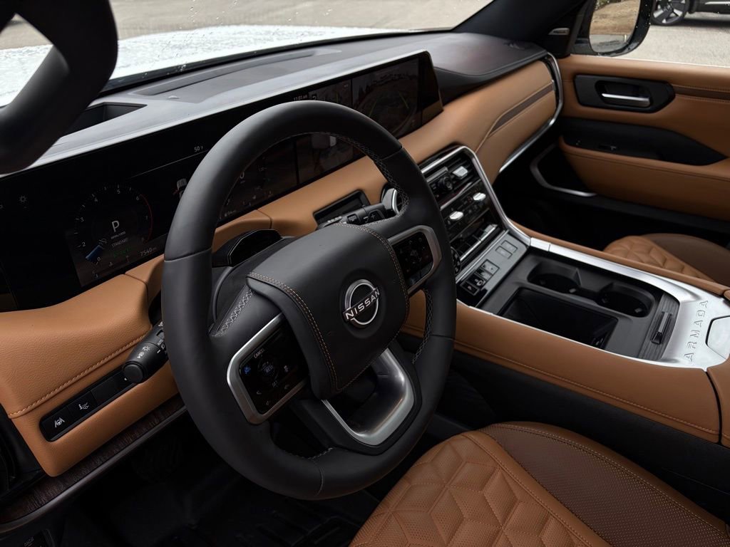 Certified 2025 Nissan Armada Platinum Reserve AWD/4WD image 17