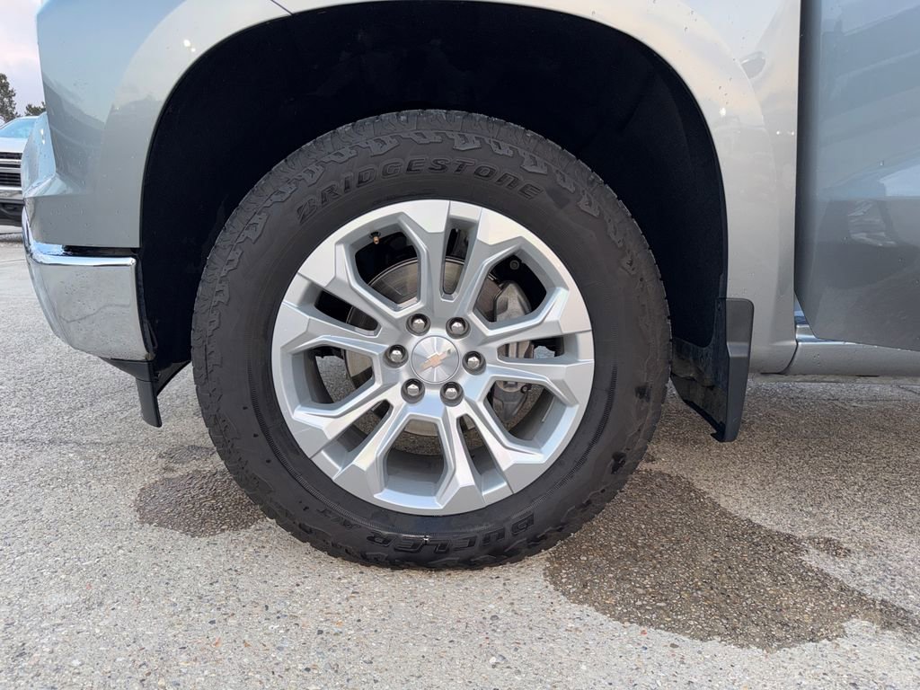 Used 2025 Chevrolet Silverado 1500 LTZ w/ Z71 Off-Road Package image 28