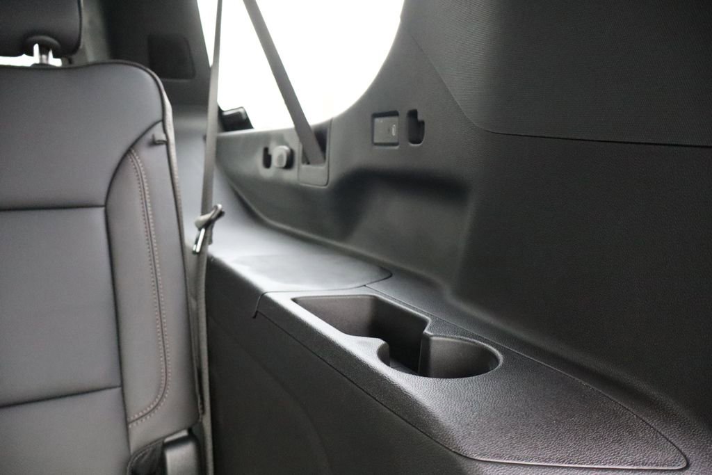 New 2026 Chevrolet Suburban High Country image 50