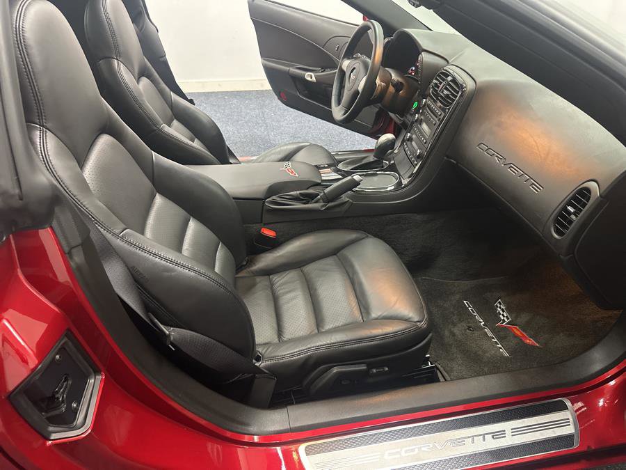 Used 2008 Chevrolet Corvette Coupe w/ Preferred Equipment Group image 18