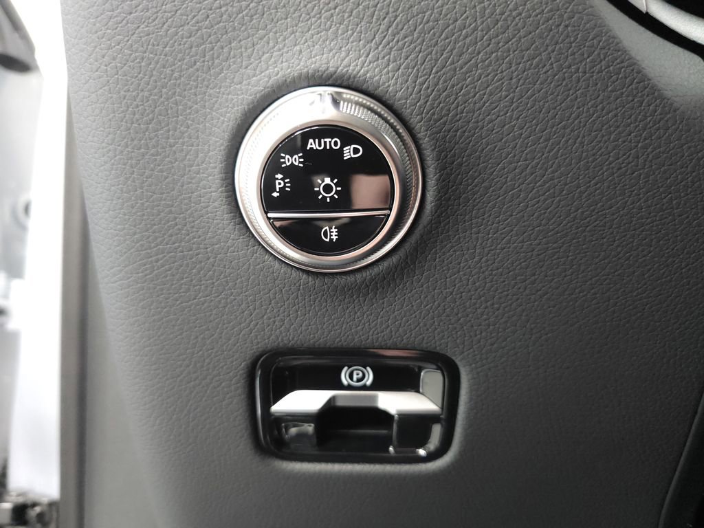 Used 2025 Mercedes-Benz GLC 63 AMG S image 10