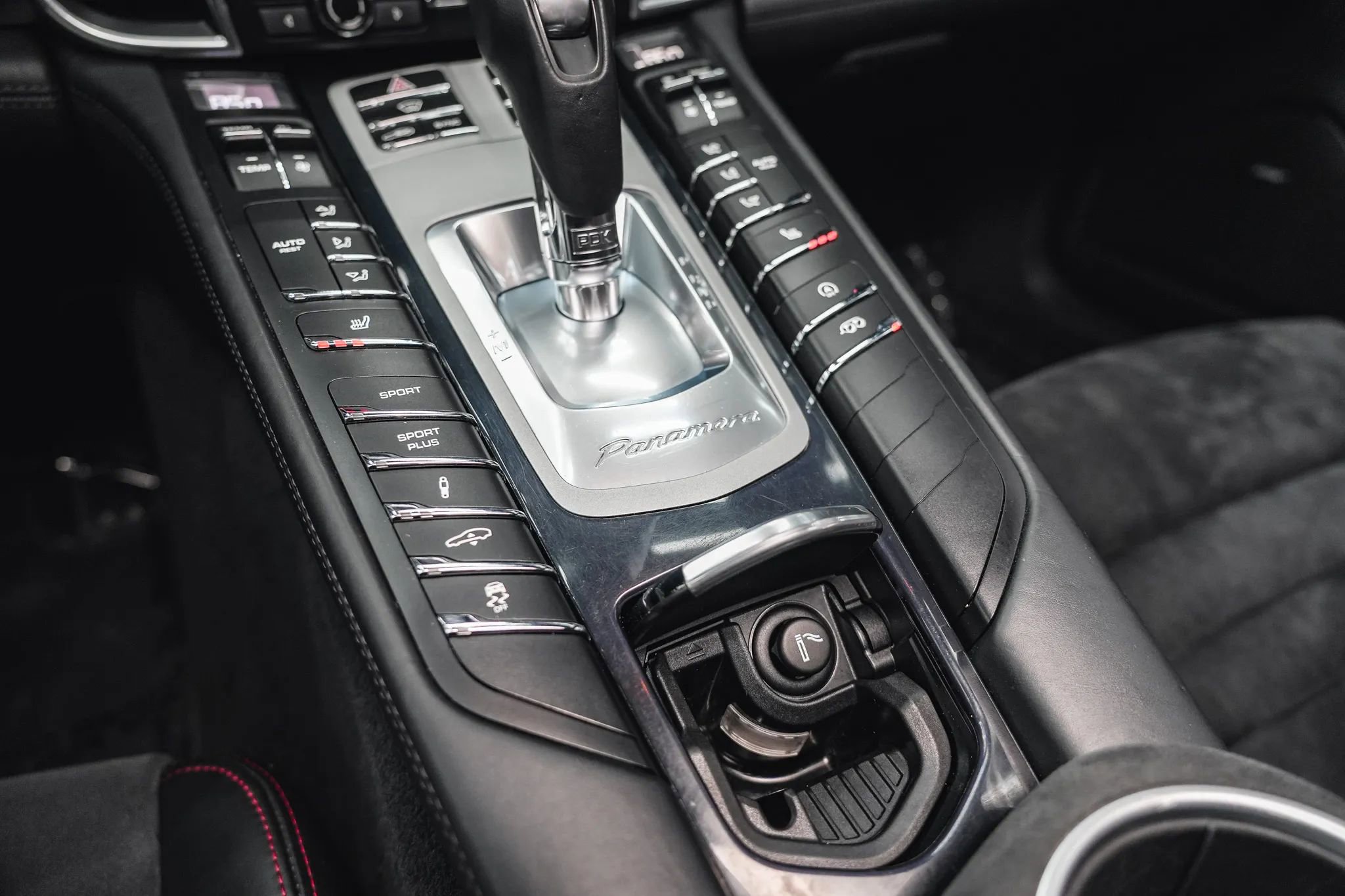 Used 2015 Porsche Panamera GTS w/ Premium Package Plus image 69