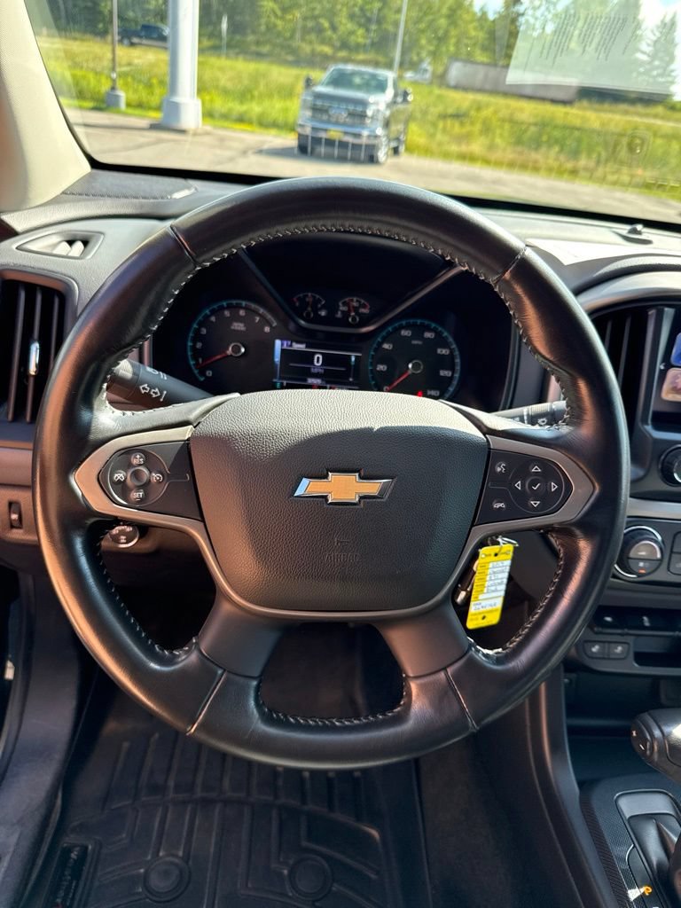 Used 2017 Chevrolet Colorado Z71 AWD/4WD image 21