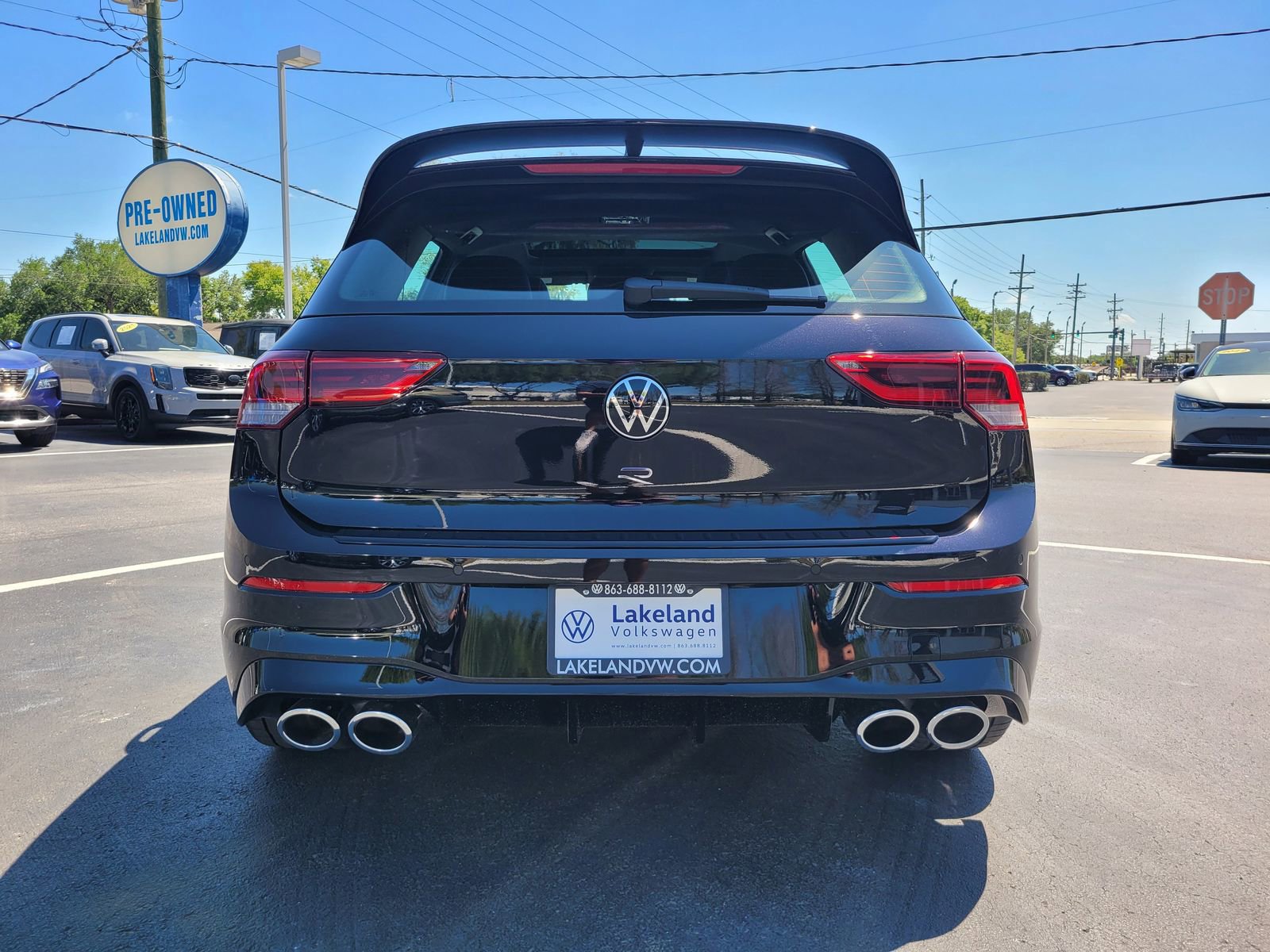 Used 2024 Volkswagen Golf R 2.0T image 7