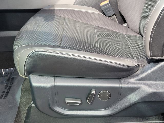 Certified 2020 Ford F150 Raptor w/ Equipment Group 801A Mid image 18