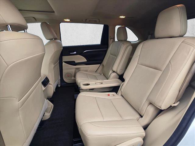 Used 2014 Toyota Highlander Limited FWD image 15