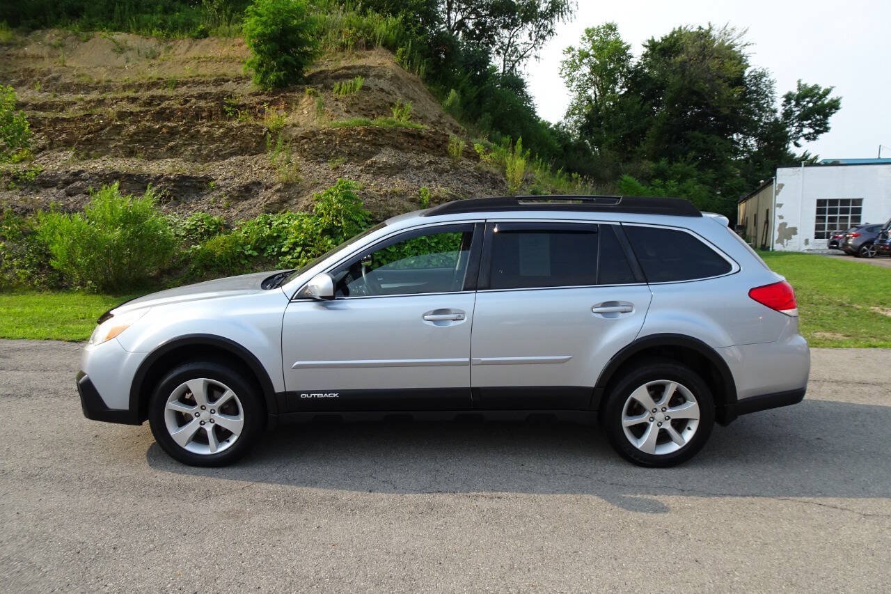Used 2014 Subaru Outback 2.5i Premium w/ Accessory Value Package (OYX)