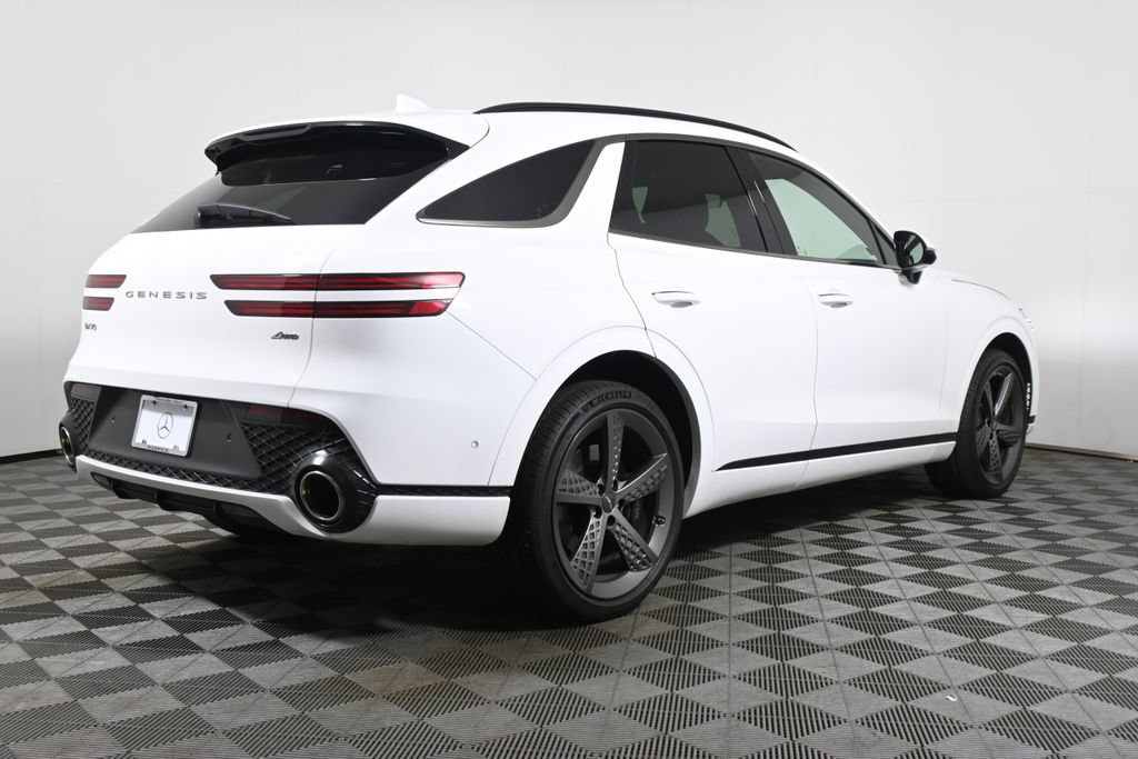 Used 2023 Genesis GV70 2.5T w/ Sport Prestige Package AWD/4WD image 7