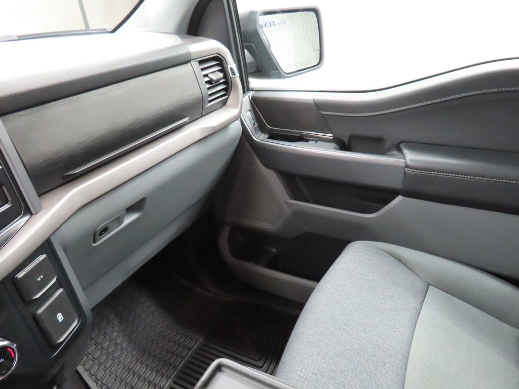 Used 2025 Ford F150 XLT w/ Equipment Group 301A Standard image 23