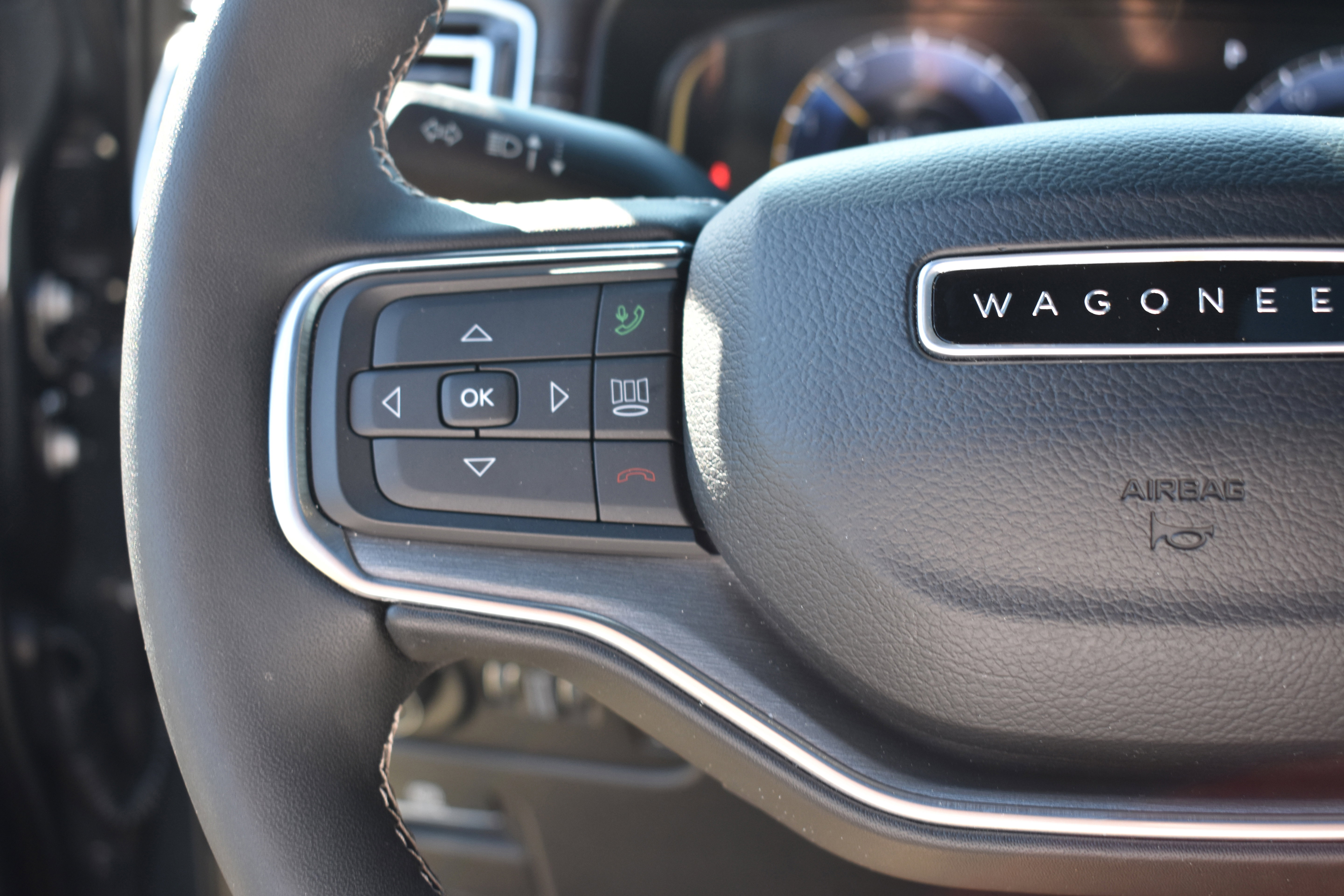 Used 2024 Jeep Wagoneer Series II w/ Convenience Group I image 15