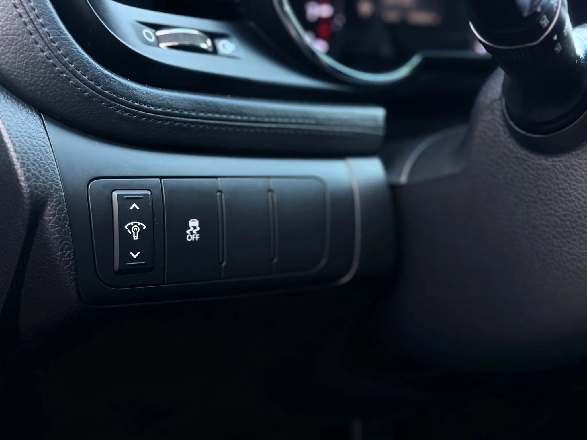 Used 2012 Kia Optima SX w/ Premium Touring Pkg image 21