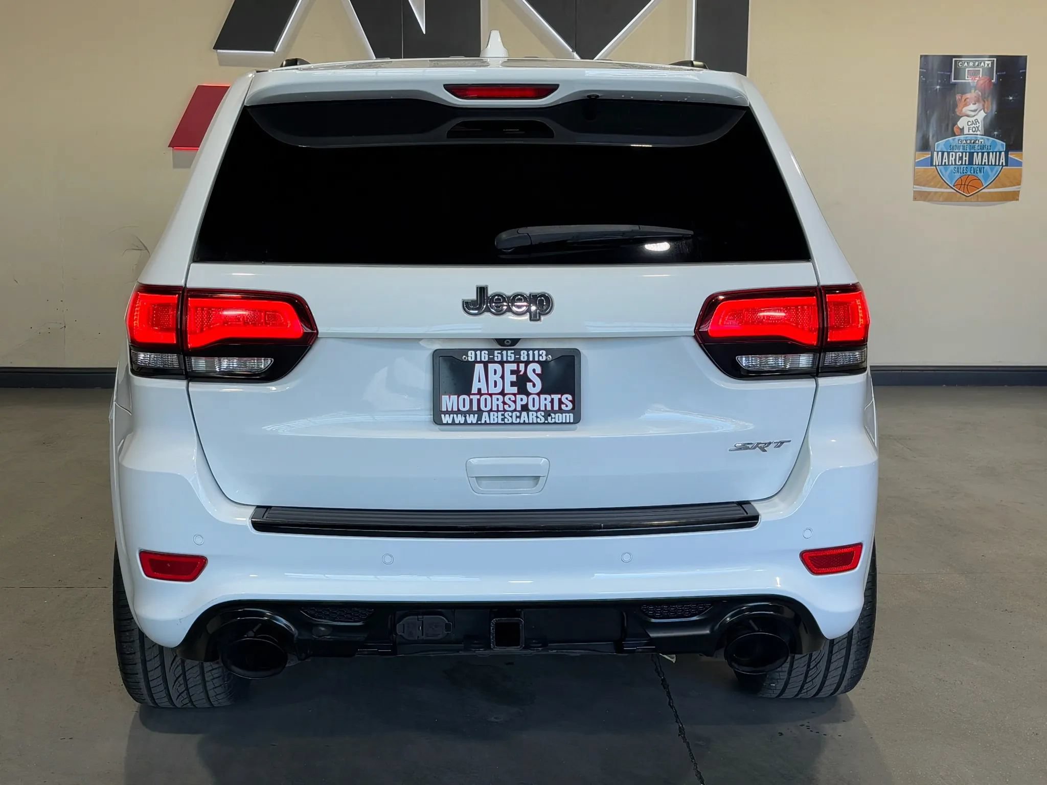 Used 2015 Jeep Grand Cherokee SRT w/ Trailer Tow Group IV AWD/4WD image 5