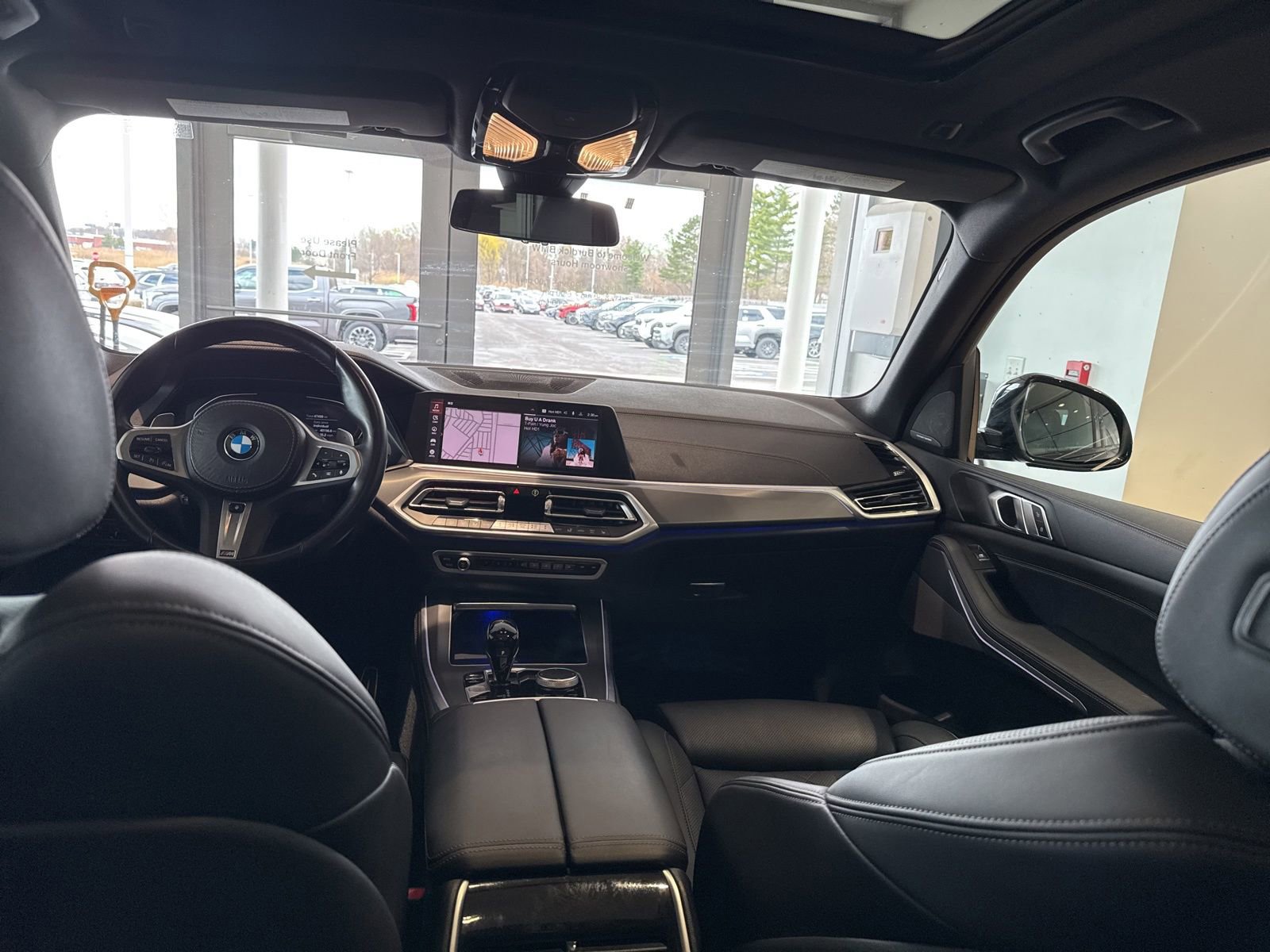 Used 2023 BMW X5 xDrive40i w/ M Sport Package image 29