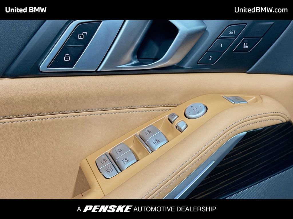 Certified 2025 BMW X7 xDrive40i AWD/4WD image 3