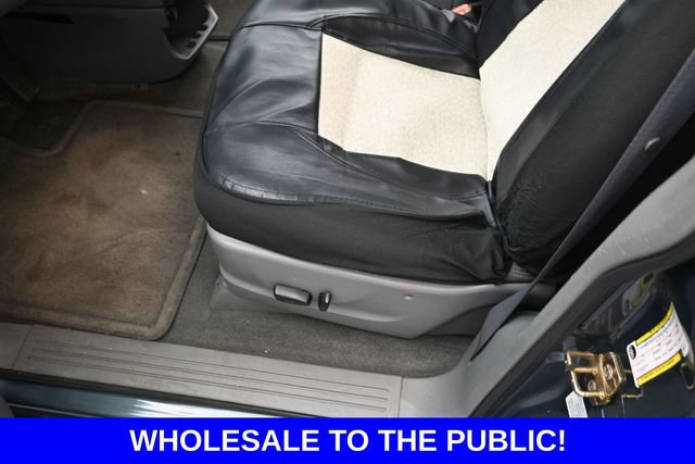 Used 2006 Dodge Grand Caravan SXT FWD image 13