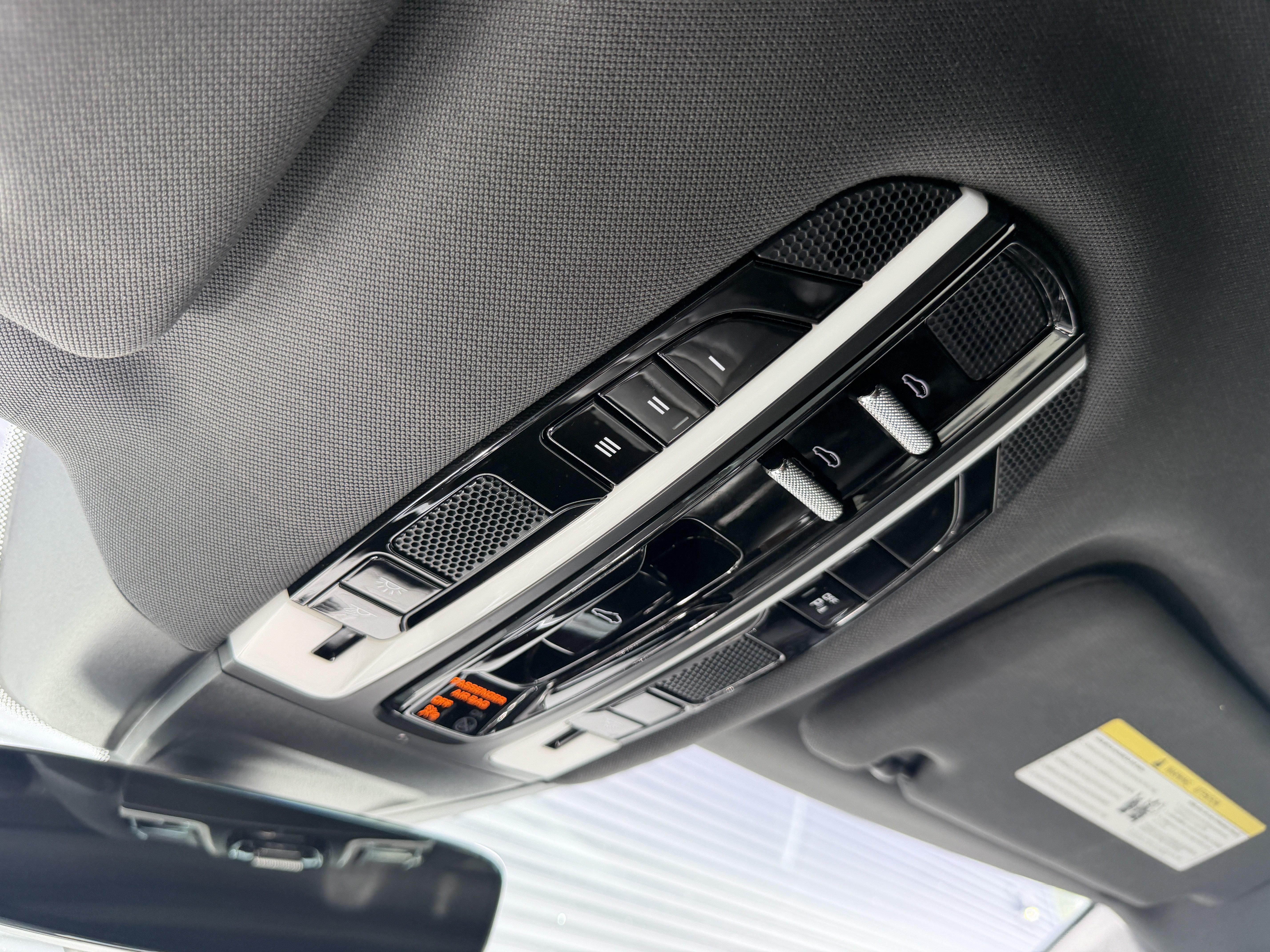 Certified 2018 Porsche Panamera 4 AWD/4WD image 19