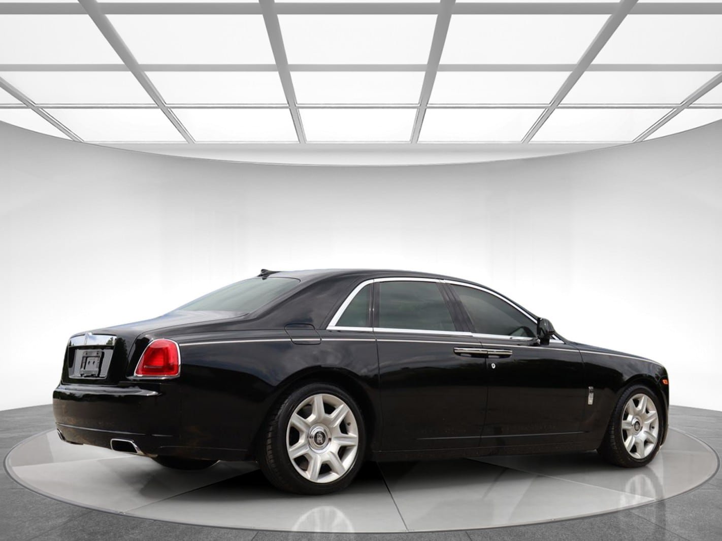 Used 2012 Rolls-Royce Ghost RWD image 6
