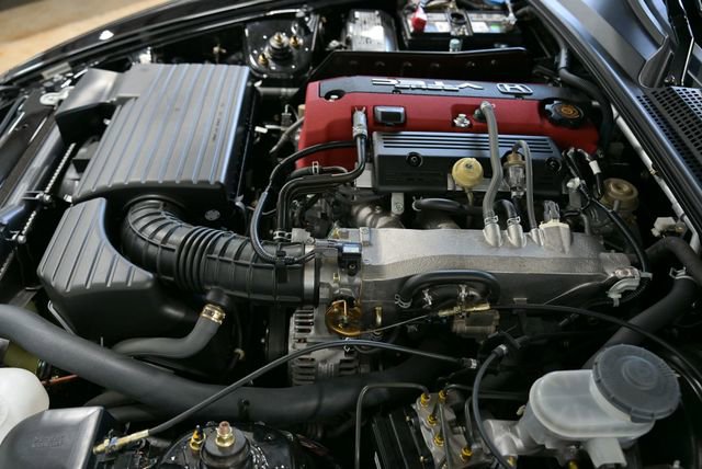 Used 2002 Honda S2000 image 23