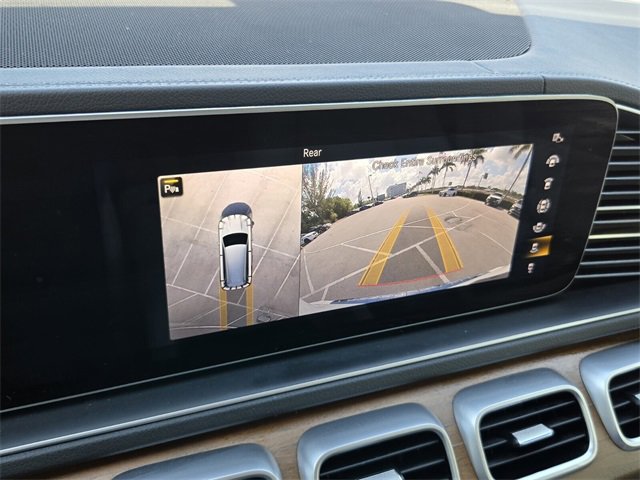 Used 2021 Mercedes-Benz GLS 450 4MATIC image 23