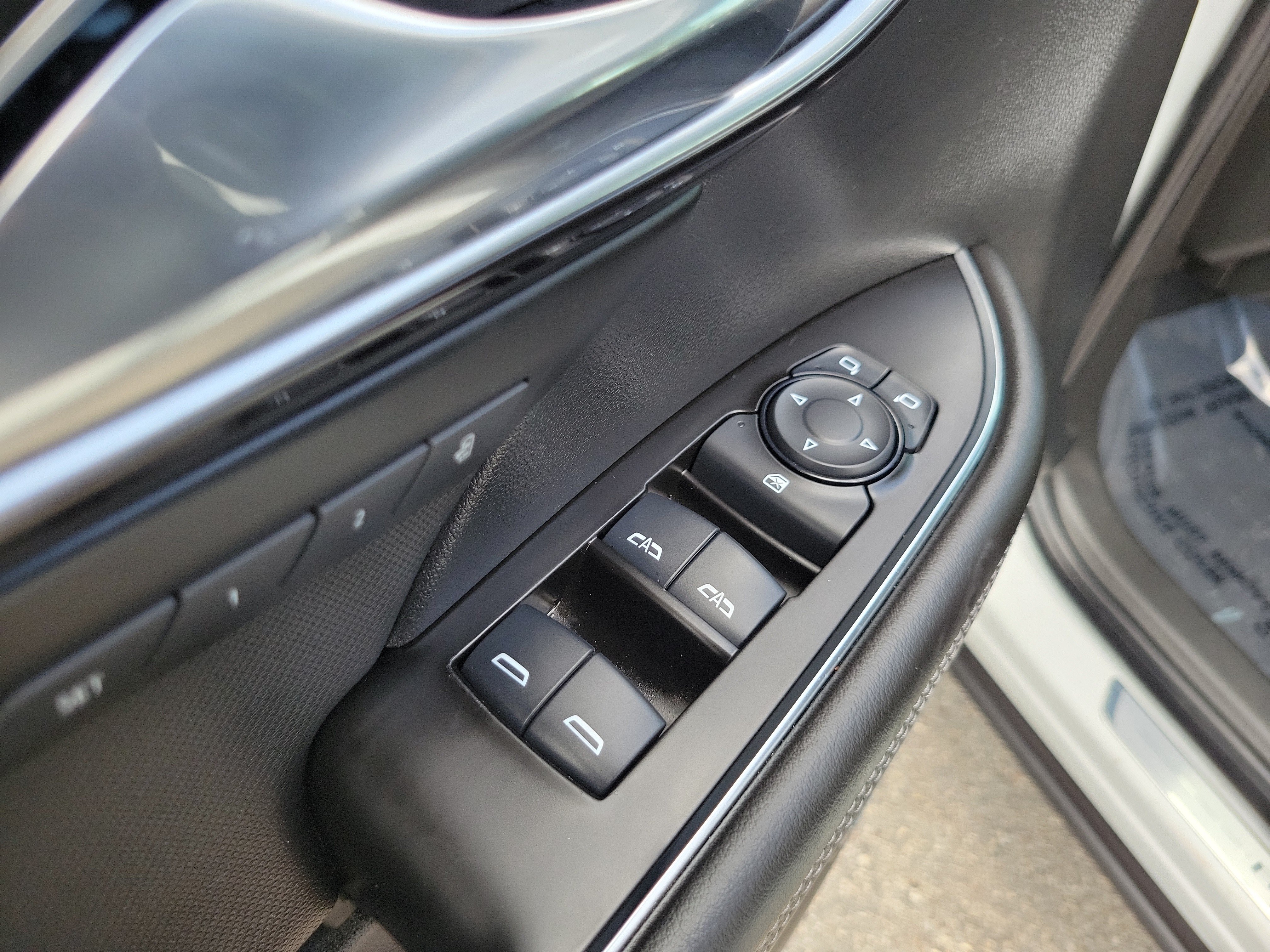 Used 2024 Buick Envision Preferred AWD/4WD image 22