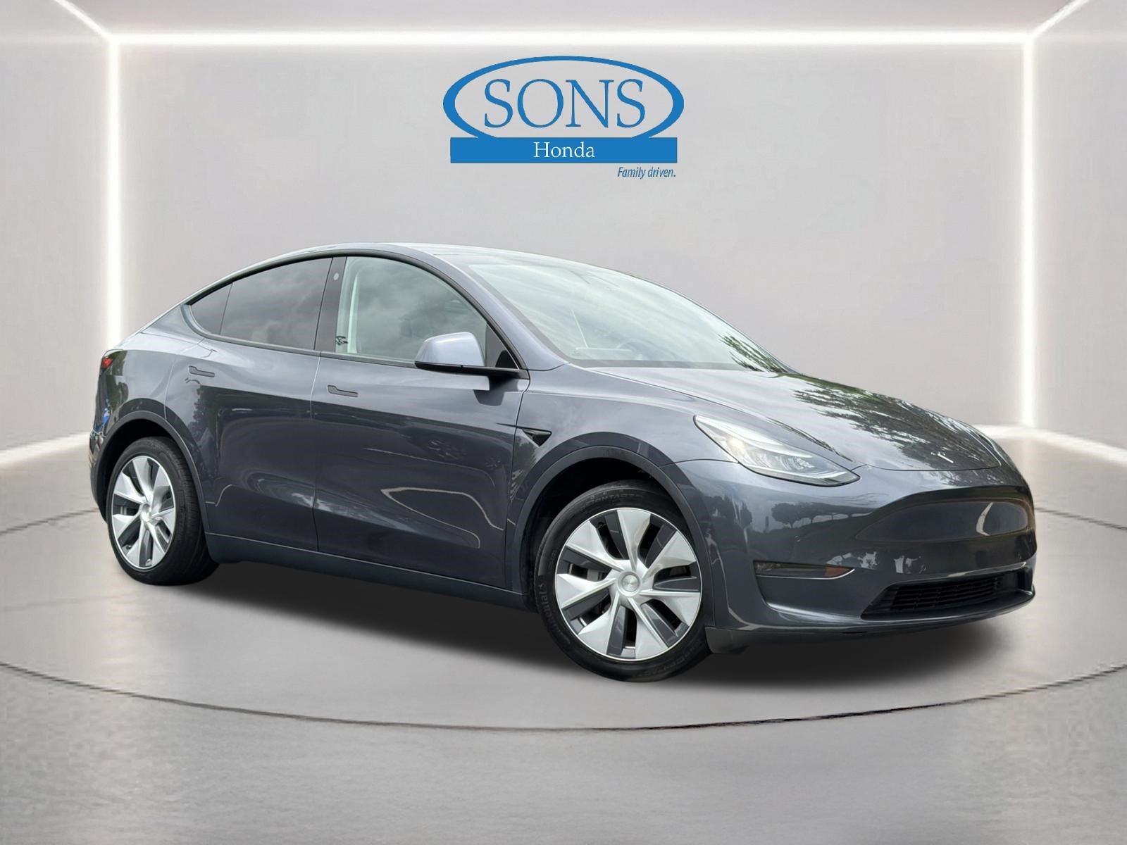 Used 2021 Tesla Model Y Long Range AWD/4WD video 2