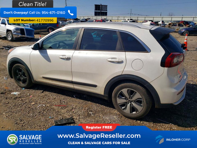 Used 2017 Kia Niro LX image 3