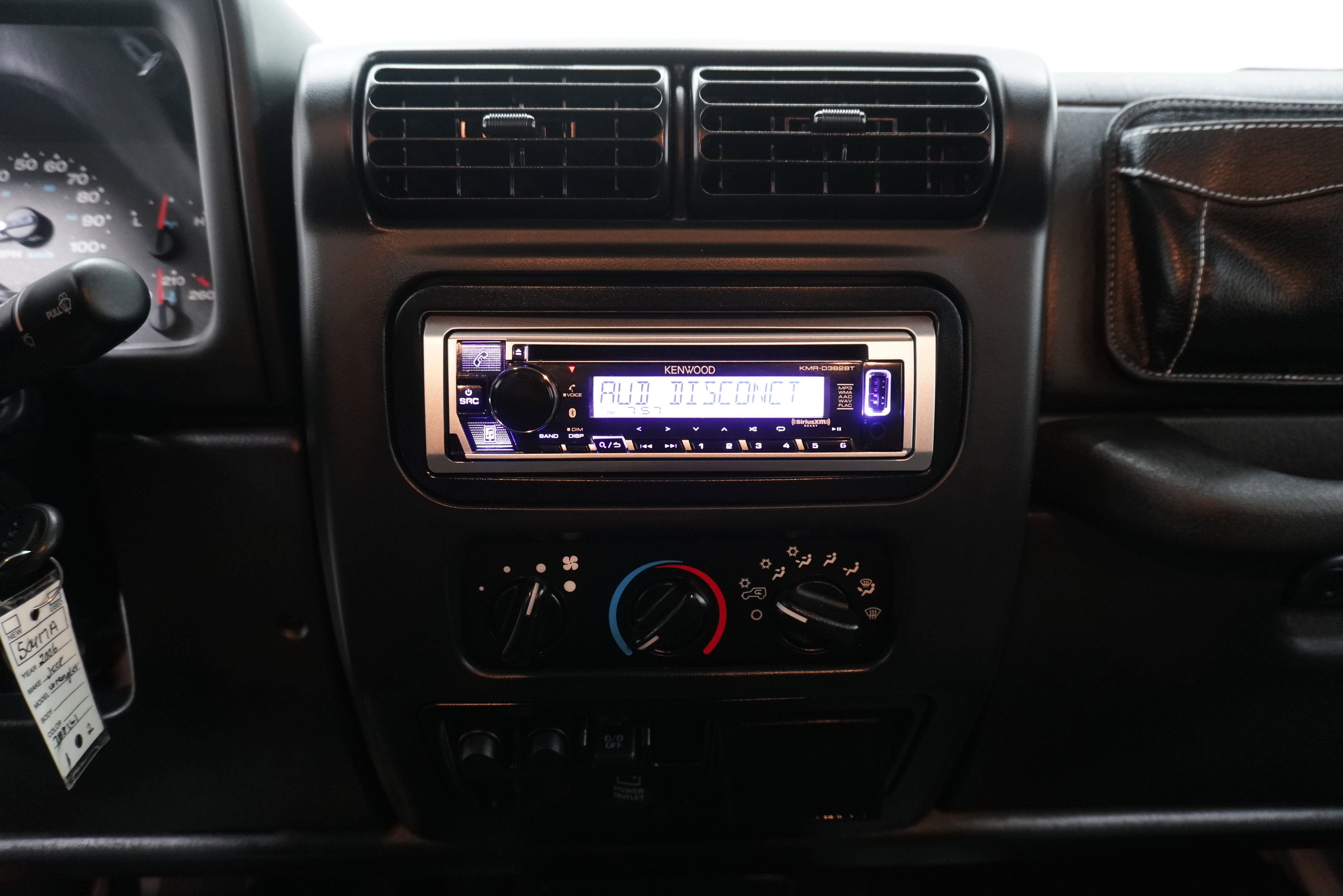 Used 2006 Jeep Wrangler Unlimited AWD/4WD image 16