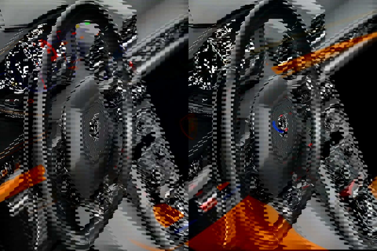 Used 2015 Lamborghini Huracan LP 610-4 image 26