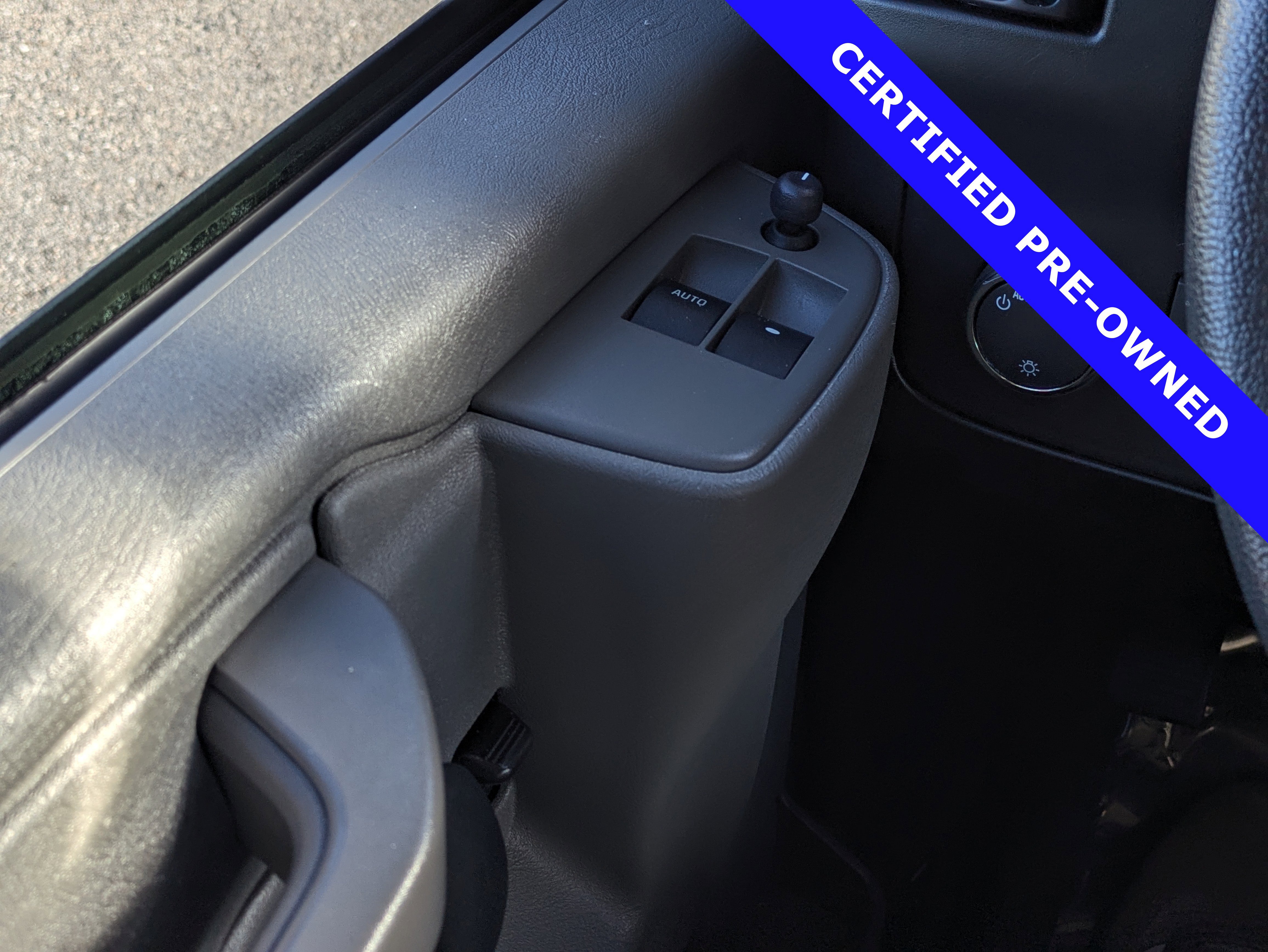 Used 2023 Chevrolet Express 3500 LS image 21