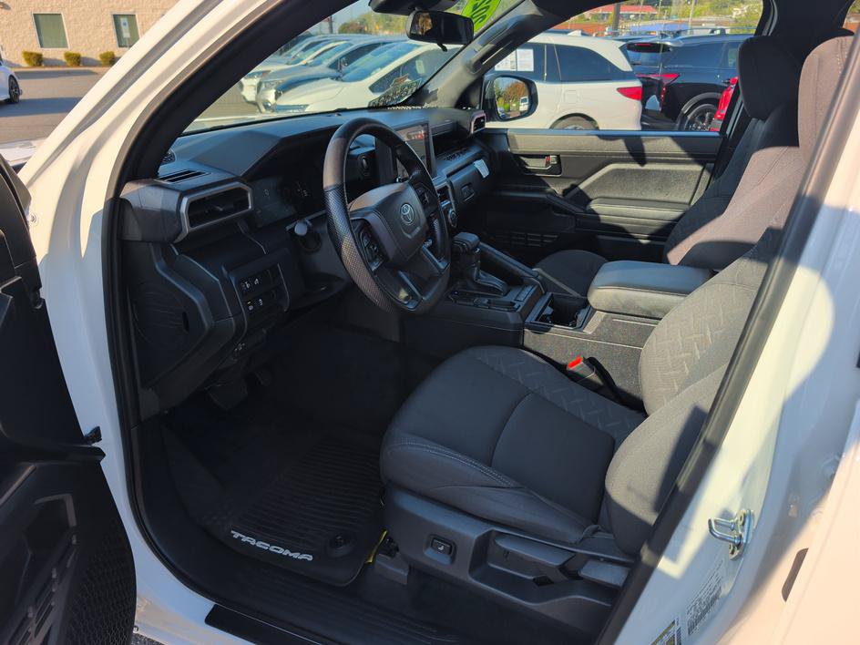 Used 2025 Toyota Tacoma SR RWD image 8