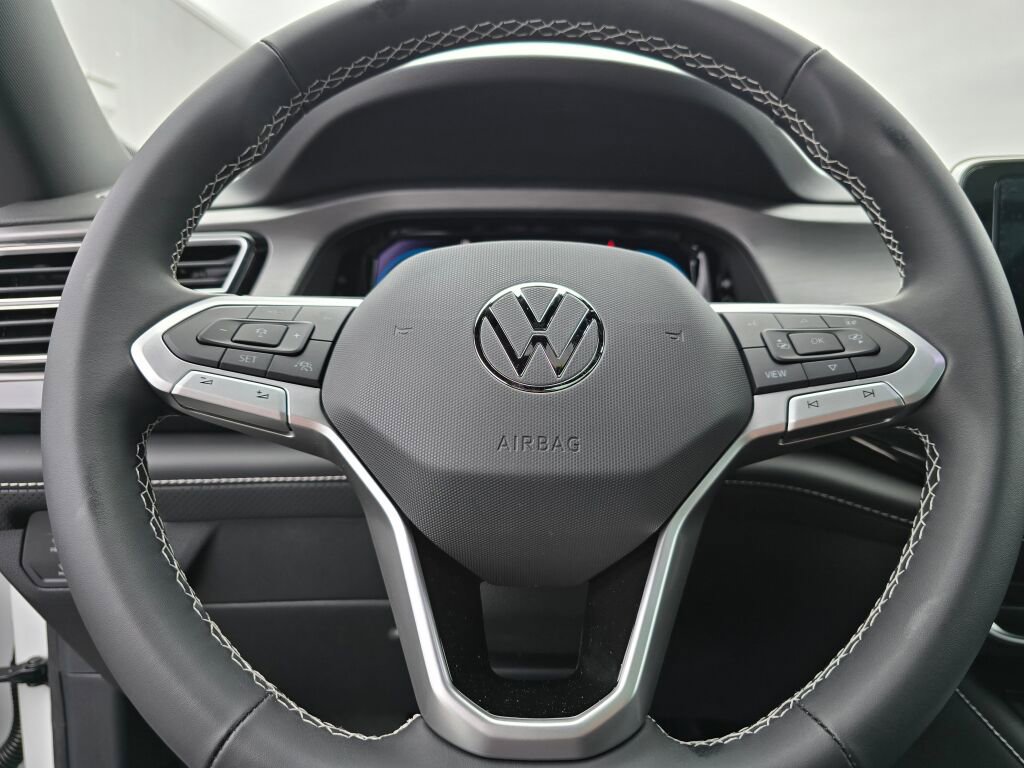 New 2026 Volkswagen Atlas Cross Sport SE AWD/4WD image 18