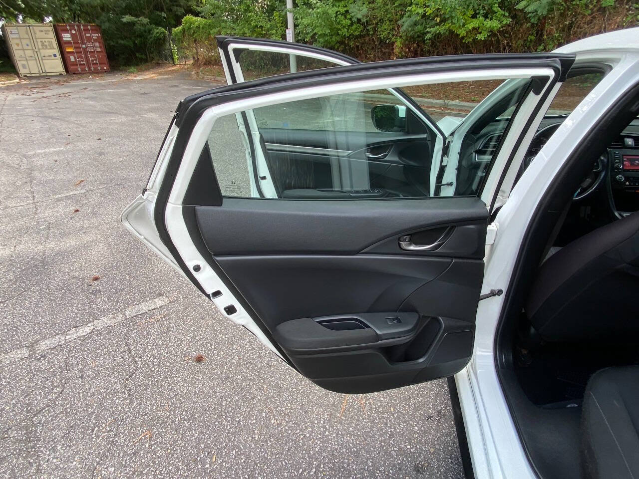 Used 2017 Honda Civic Sport image 32