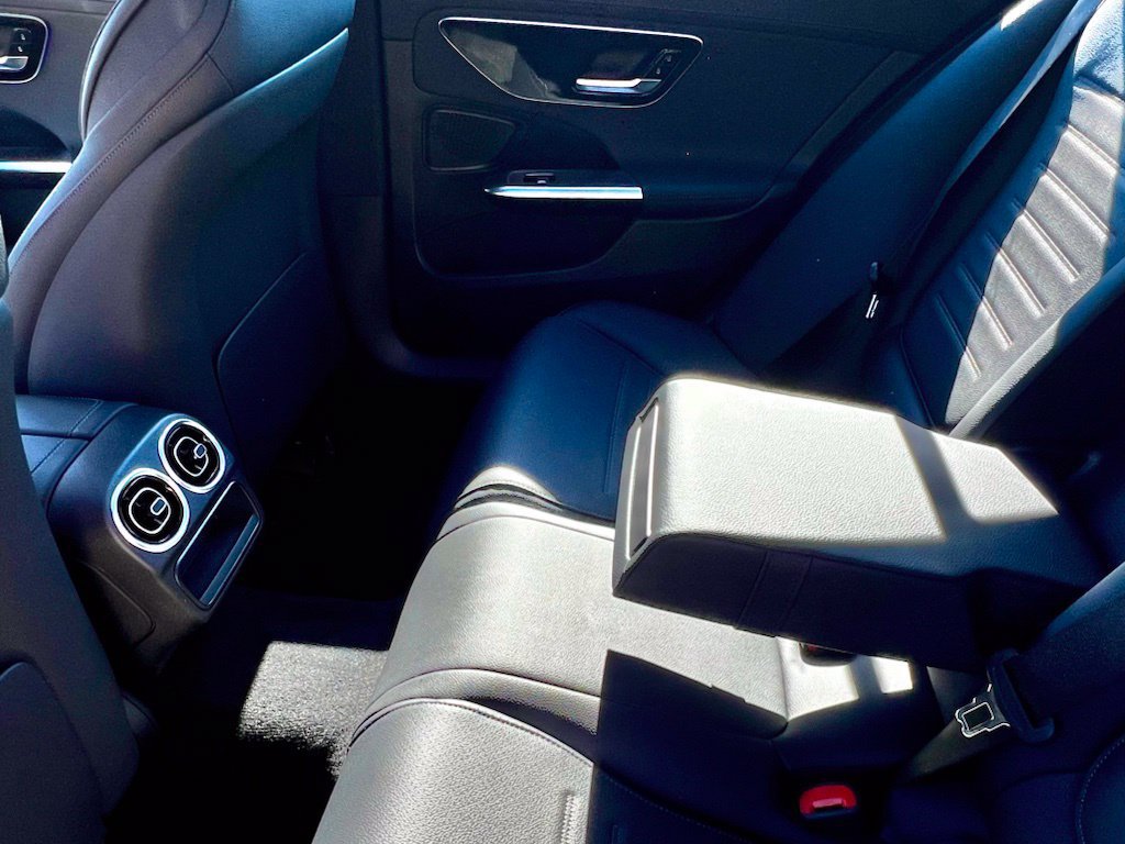 Certified 2026 Mercedes-Benz C 300 4MATIC Sedan image 29