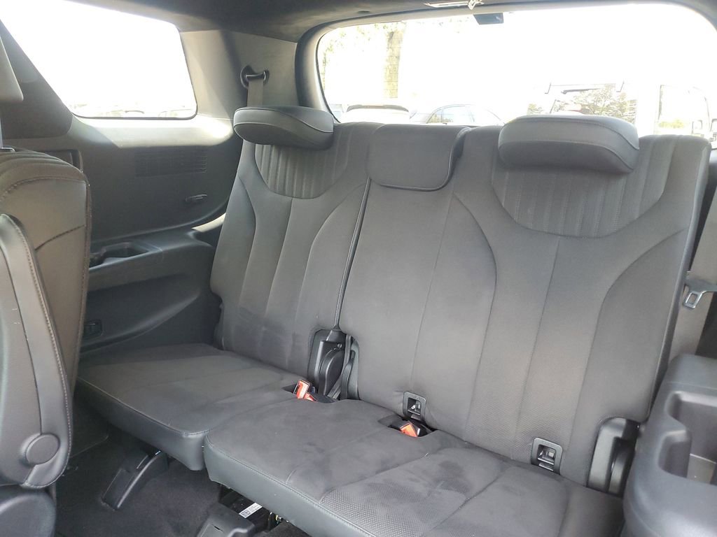 Used 2024 Hyundai Palisade Calligraphy image 31