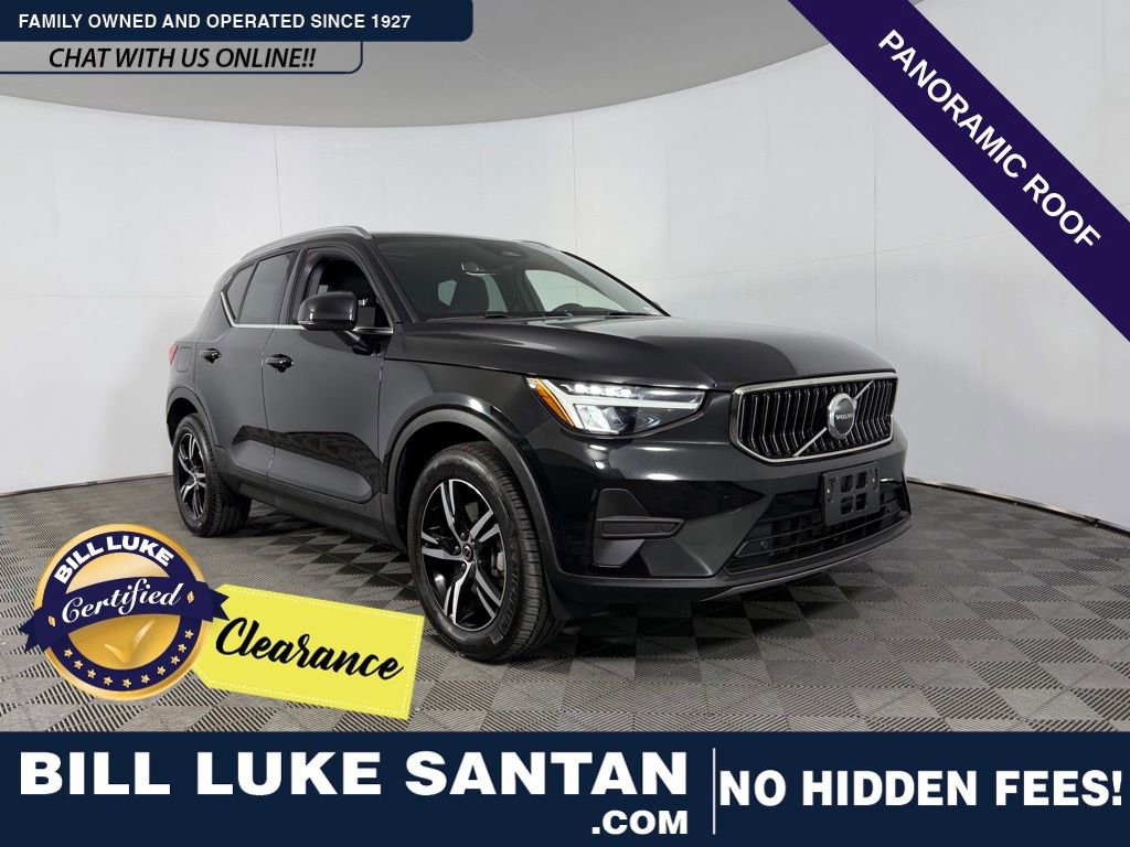 Used 2025 Volvo XC40 B5 Core