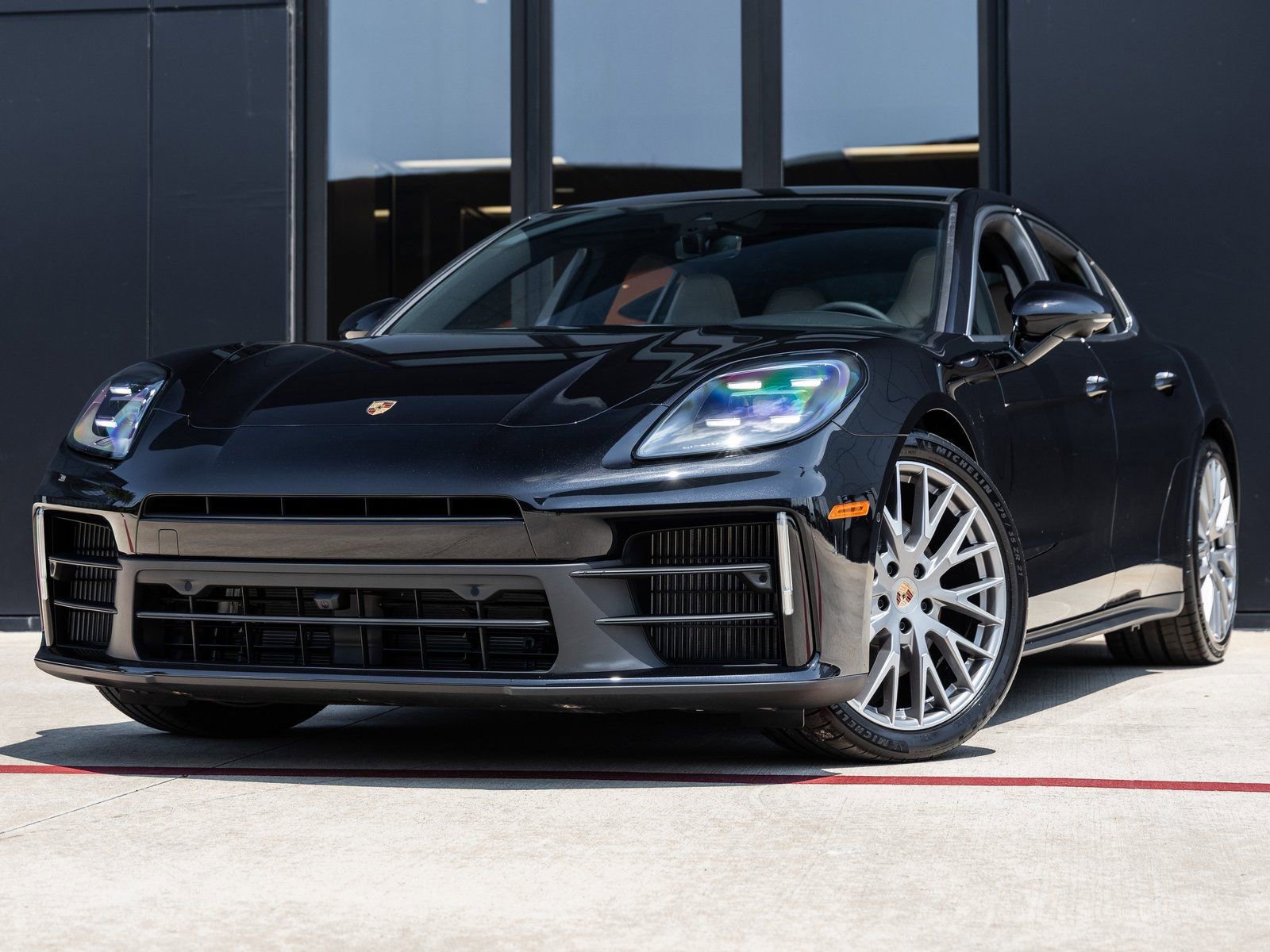 Certified 2025 Porsche Panamera image 1