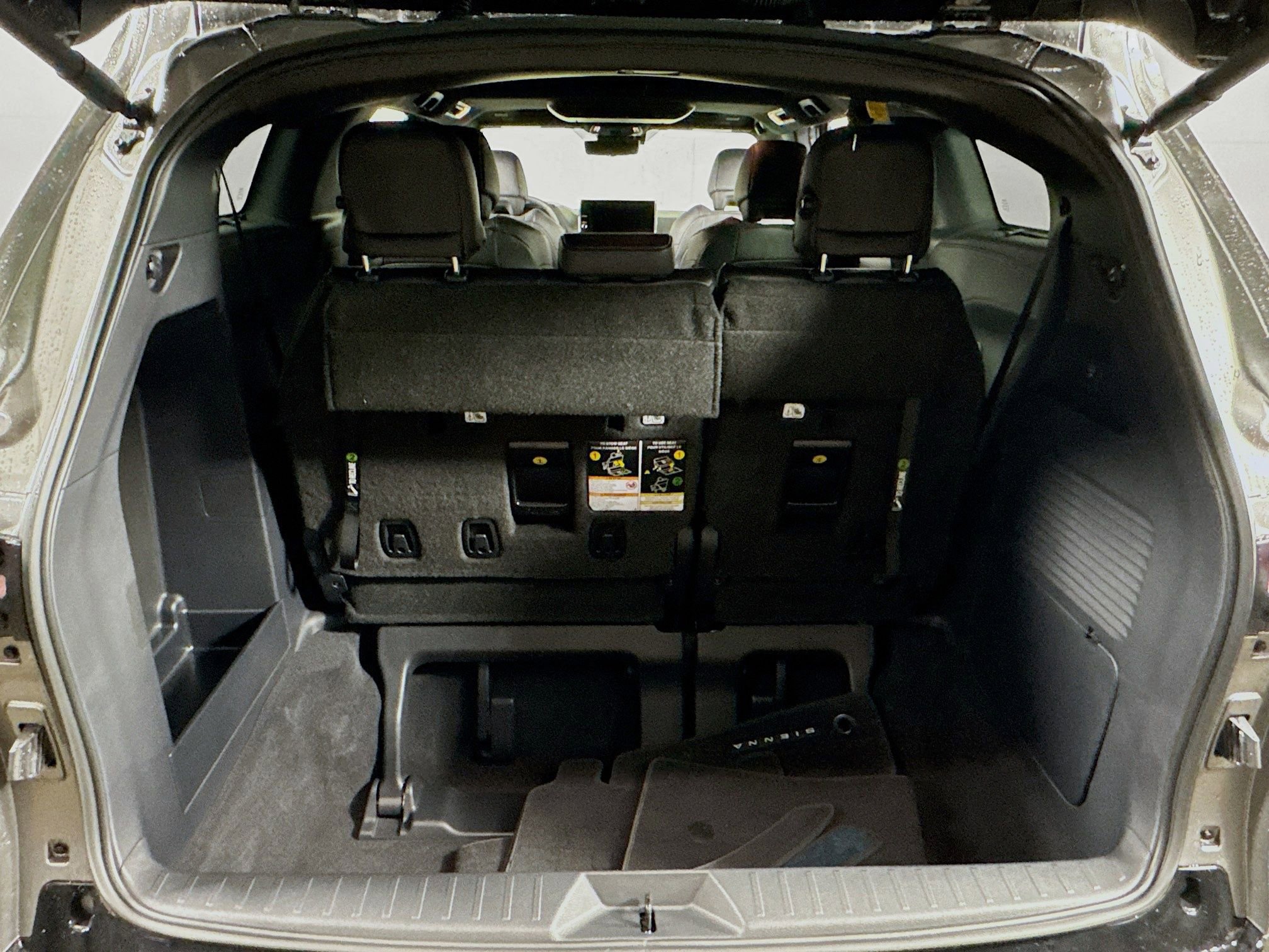 Certified 2026 Toyota Sienna Platinum AWD/4WD image 23