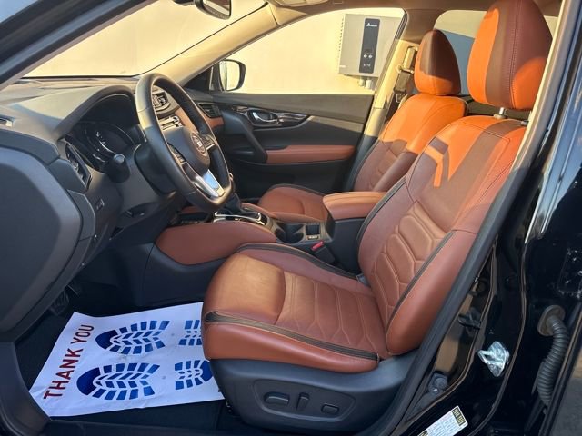 Used 2018 Nissan Rogue SL w/ Premium Package image 8