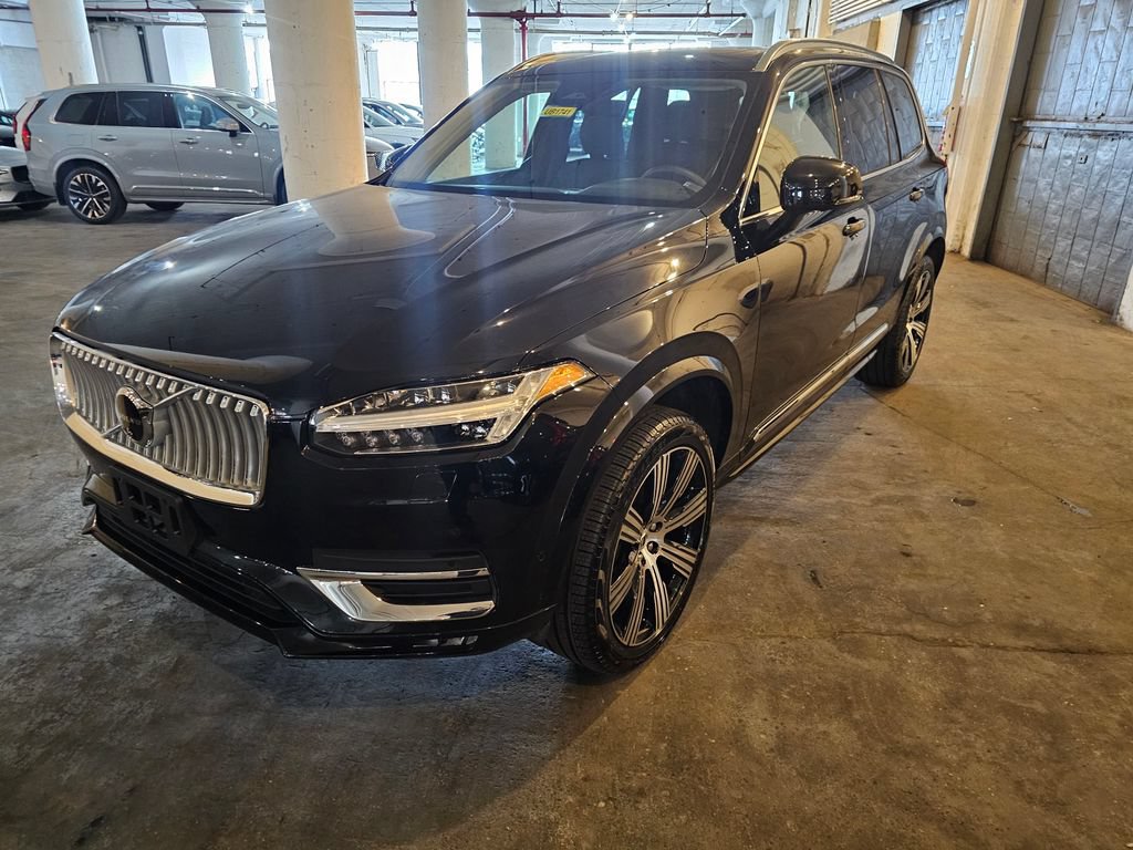 Certified 2025 Volvo XC90 B6 Plus w/ Protection Package Premier