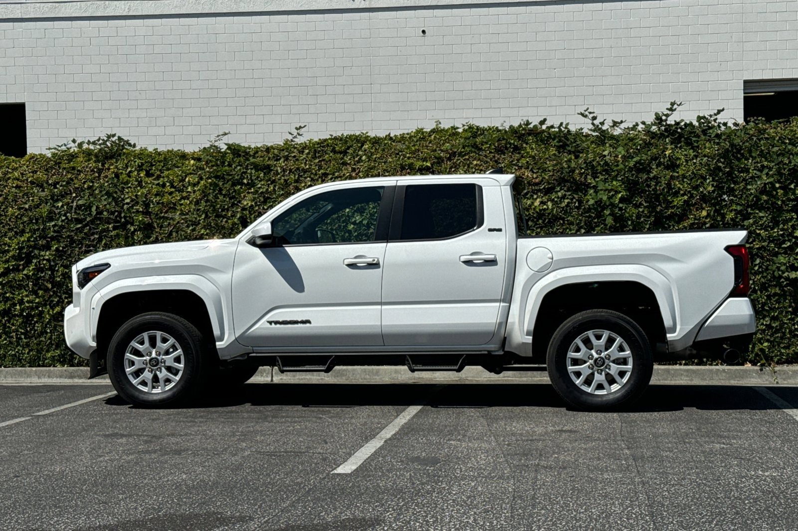 Used 2024 Toyota Tacoma SR5 image 7