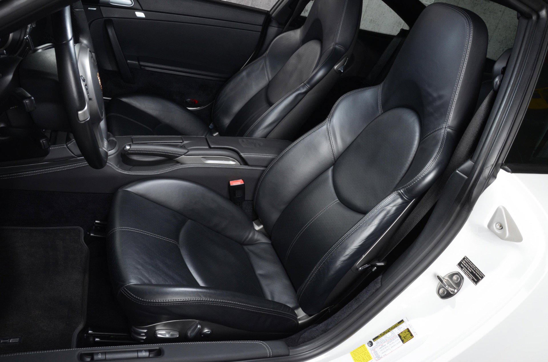 Used 2010 Porsche 911 Carrera 4S image 15