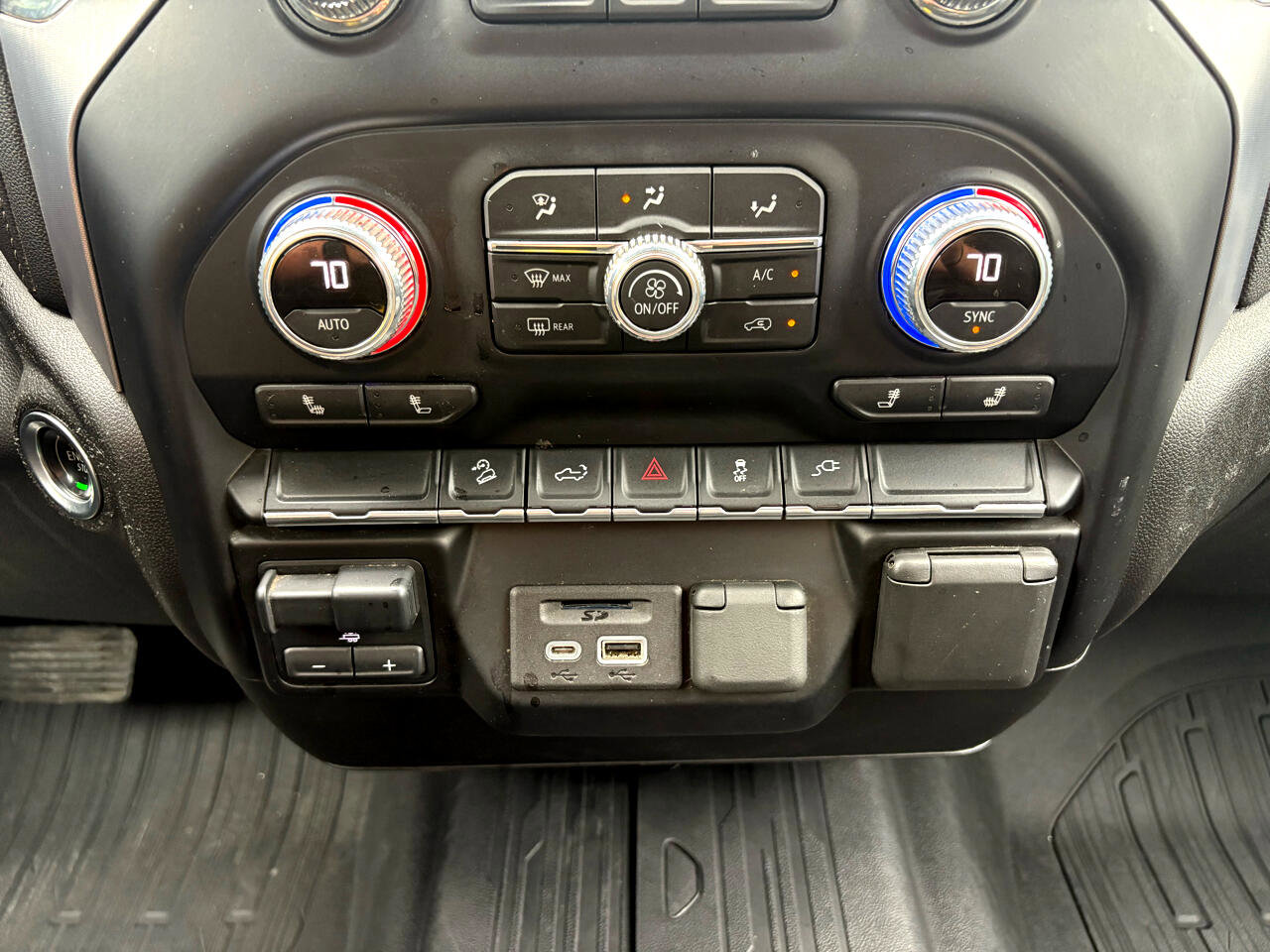 Used 2022 GMC Sierra 2500 SLE w/ SLE Value Package; image 16