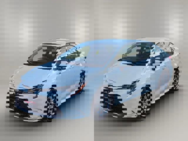 Used 2022 Toyota Corolla LE image 1