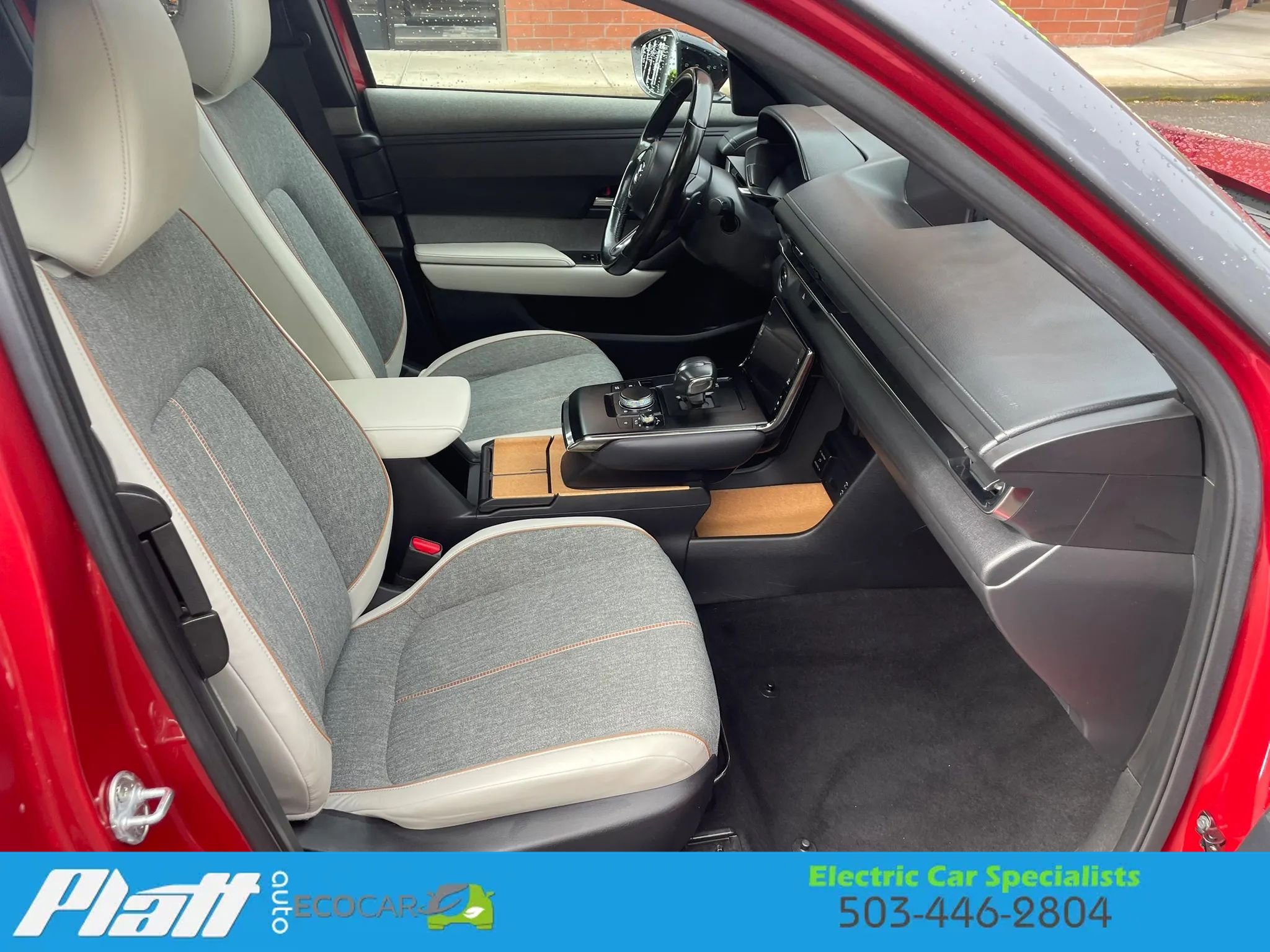 Used 2022 MAZDA MX-30 Electric w/ Premium Plus Pkg image 52