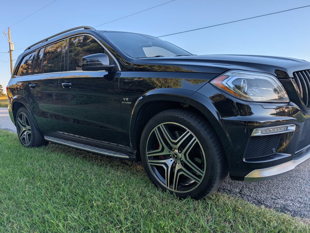 Used 2015 Mercedes-Benz GL 63 AMG 4MATIC image 7